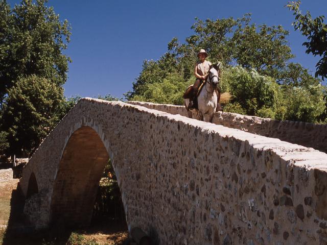 Bridge of Serres on horseback
